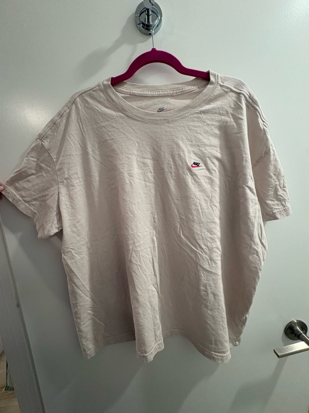 Nike Cream Crewneck T-Shirt with Small Swoosh